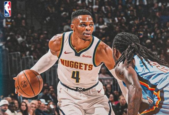 首秀的鬼！韦少生涯代表6队首秀皆输球 掘金完了？